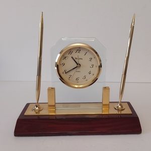 Orloge Bulova avec 2 stylos